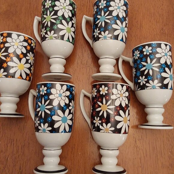 VINTAGE ROYAL CROWN SMUG MUGS SET1960 BY TINA ARNART CERAMIC - Picture 6 of 15